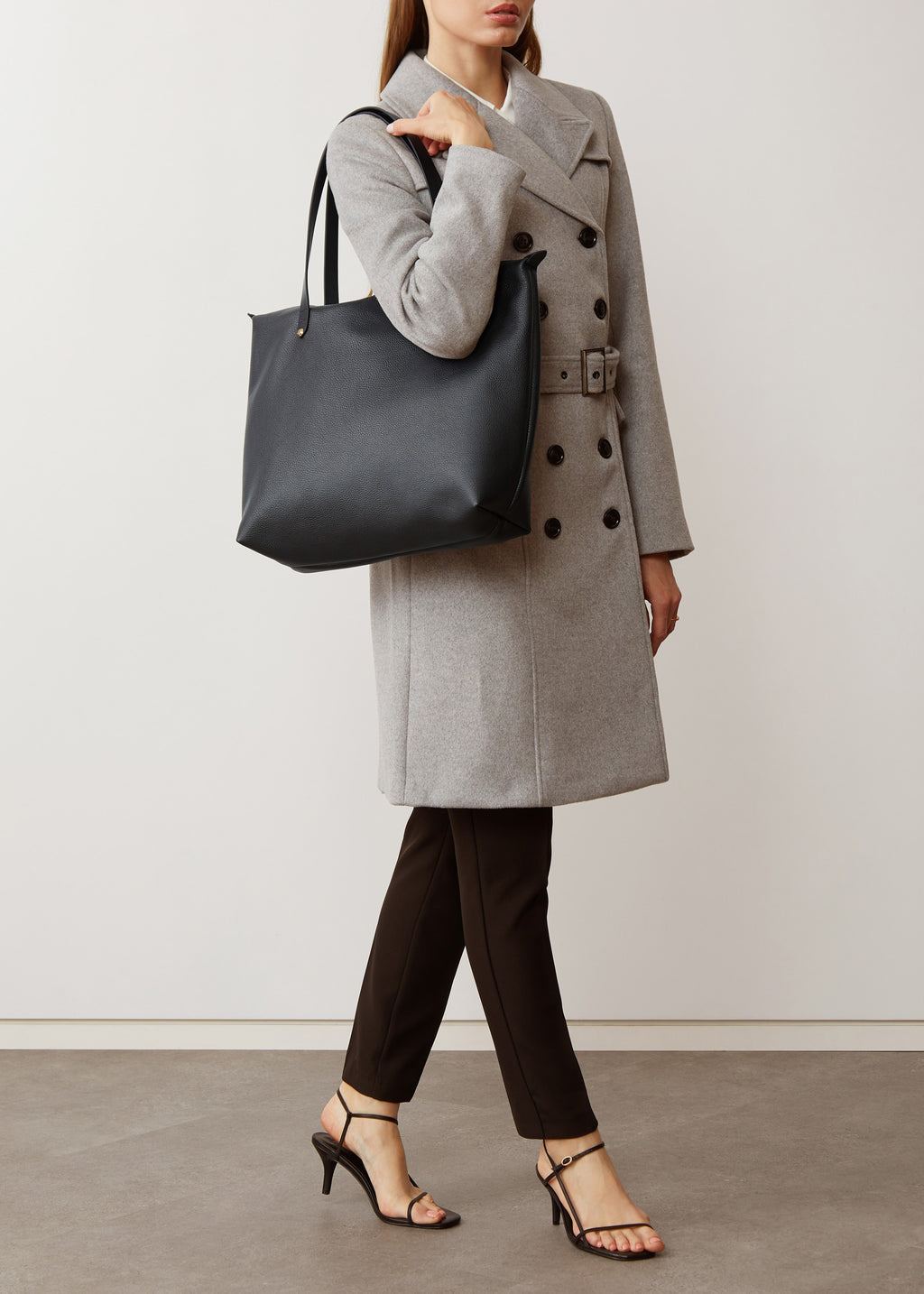 The Row Park Leather-trimmed Canvas Tote in Black