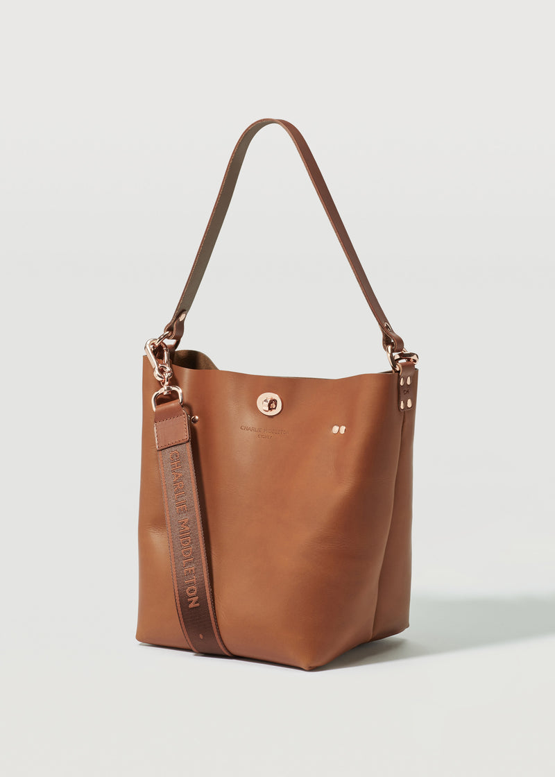 Saddle Ivy Bucket Bag