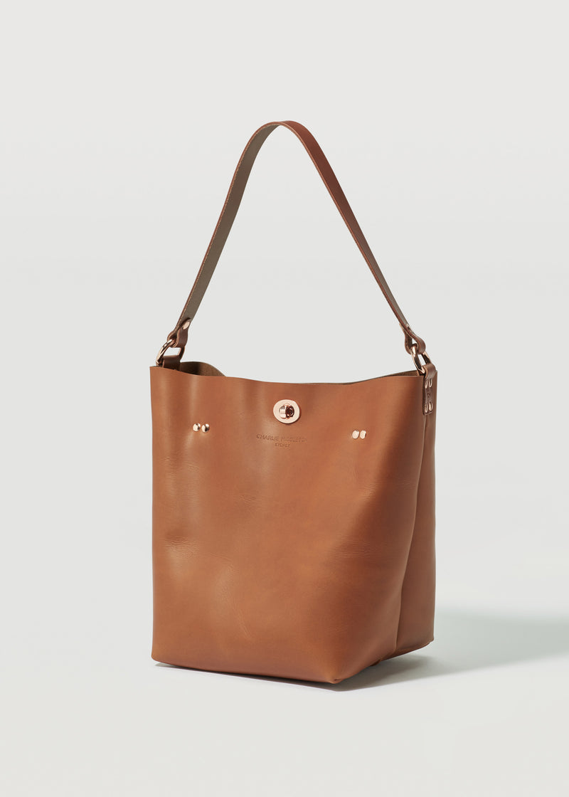 Saddle Ivy Bucket Bag